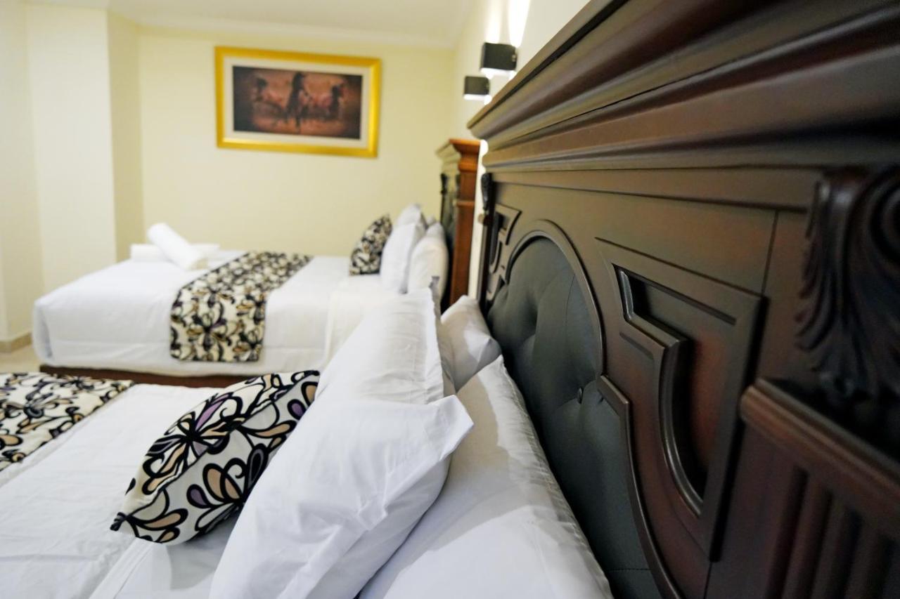Real De La Pena Hotel 2 Ezequiel Montes Luaran gambar